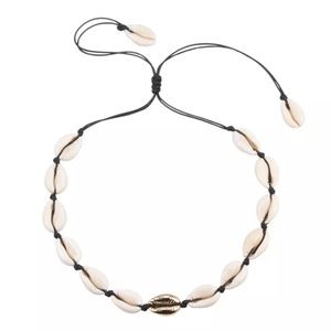 Gold Natural Seashells Necklace Black